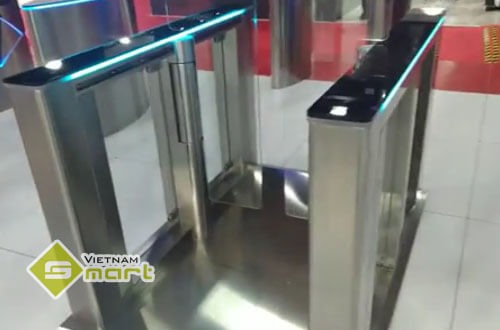 Cổng Flap Barrier Gateset GS-4000 Cận cảnh cổng Flap Barrier Gateset GS-4000