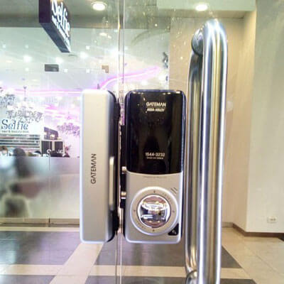 Khóa thẻ từ Gateman Shine 2 way Hình ảnh lắp đặt thực tế khóa thẻ từ Shine 2-way