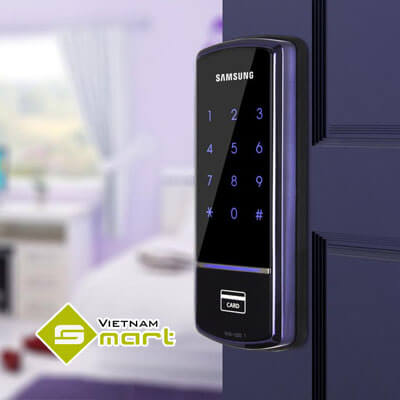 Khóa thẻ từ công nghệ Samsung SHS-1321XAK/EN Cận cảnh thiết kế sang trọng của khóa thẻ từ Samsung SHS-1321XAK/EN