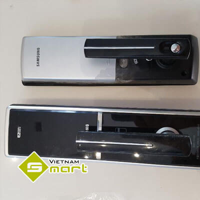 Khóa thẻ từ công nghệ Samsung SHS-5120XMK/EN Cận cảnh mặt trong và mặt ngoài khóa điện tử Samsung SHS-5120XMK/EN