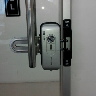 Khóa thẻ từ cho cửa kính Samsung SHS-G510 Mặt trong của khóa điện tử cửa kính Samsung SHS-G510