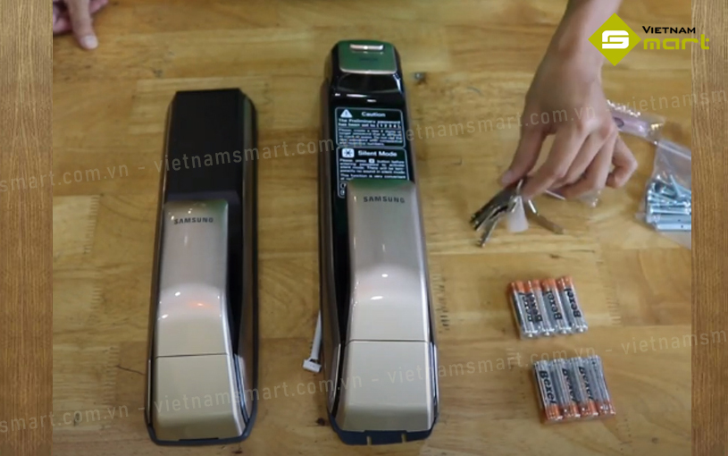 Khóa cửa vân tay Samsung SHP-DP728AK/EN samsung shp-dp728ak-en