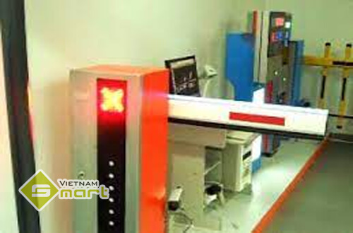 Trạng thái đóng của barrier tự động FJC-D618B