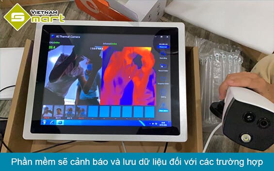 Hình ảnh test thiết bị với màn hình hiển thị thân nhiệt tại VietnamSmart