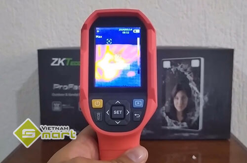 Camera thân nhiệt cầm tay ZK-178K Plus Màn hình hiển thị của camera đo thân nhiệt cầm tay ZK-178K Plus