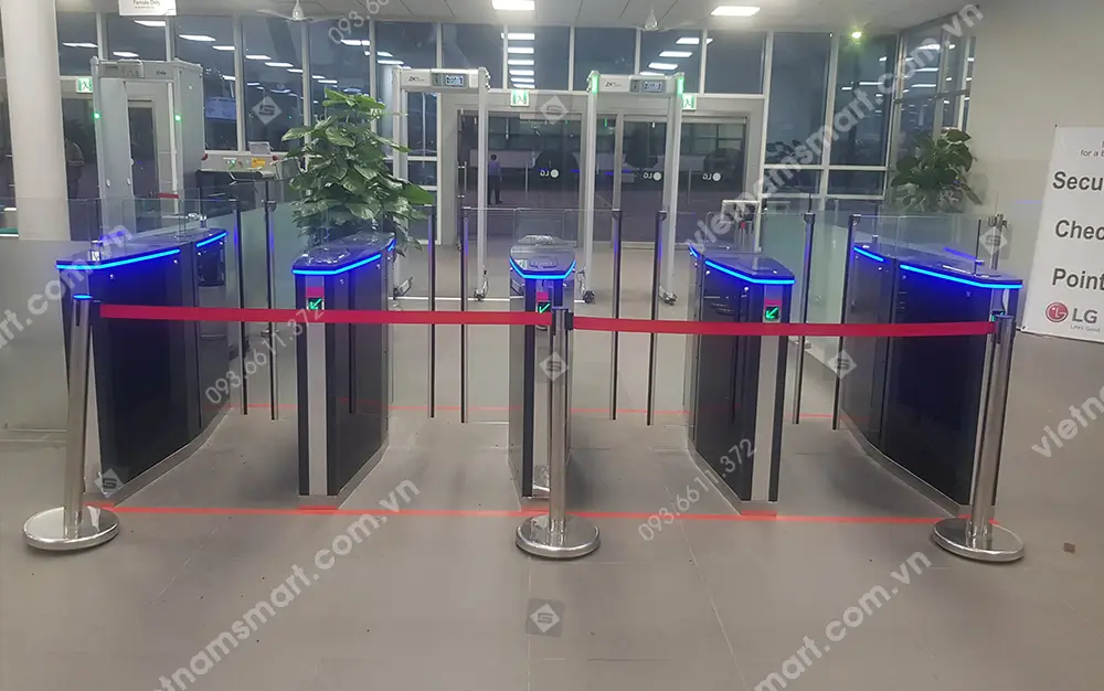 Dự án lắp đặt cổng dò kim loại kiểm soát ra vào tại công ty LG Display Việt Nam