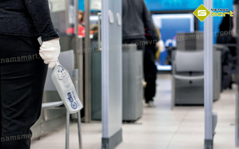 Máy dò kim loại cầm tay CEIA PD140N Giới thiệu về máy dò kim loại cầm tay CEIA PD140N