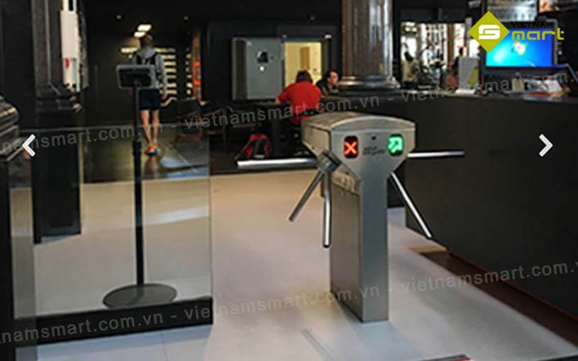 Cổng xoay 3 càng GT-3400 kiểm soát vào ra