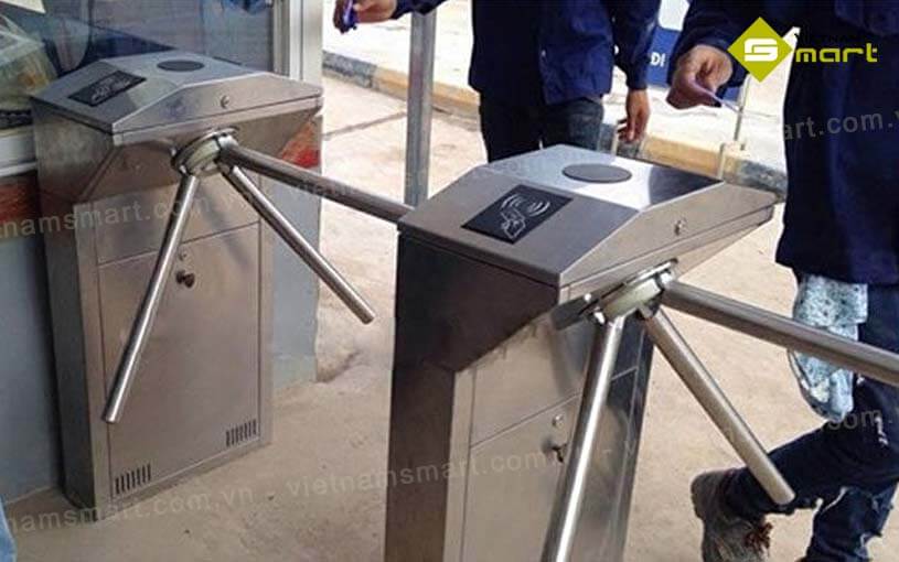 Cổng xoay 3 càng TS1011 chính hãng, giá rẻ