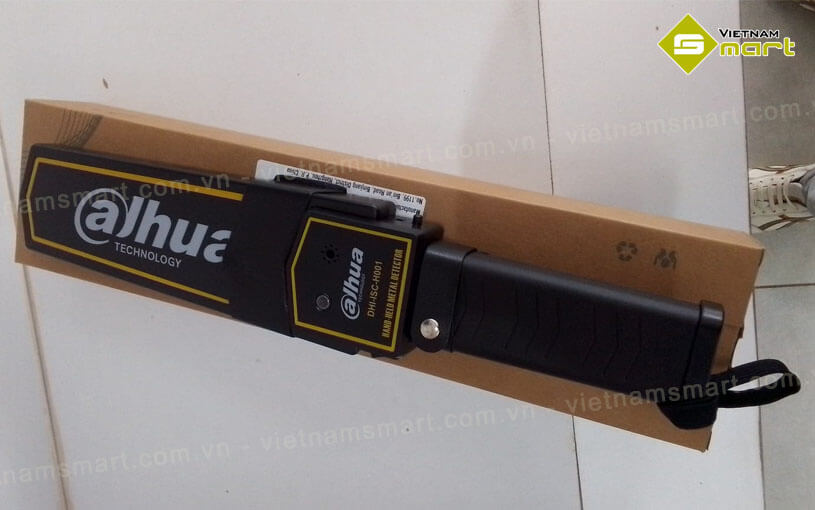 Máy dò kim loại cầm tay Dahua DHI-ISC-H001 Máy dò kim loại cầm tay Dahua DHI-ISC-H001 chính hãng được nhập khẩu bởi VietnamSmart