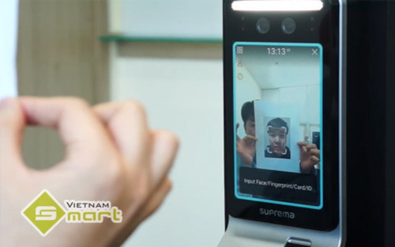 Test máy chấm công Suprema Facestation F2 với ảnh chụp khuôn mặt