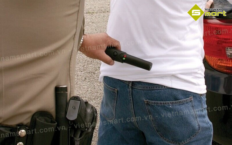 Đặc điểm nổi bật trên máy dò kim loại cầm tay Garrett 1165900