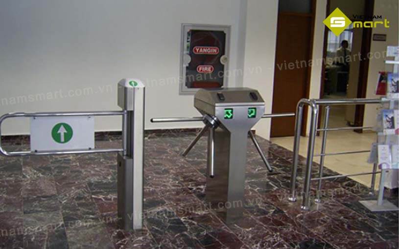 Cổng xoay 3 càng GT-3400 kiểm soát vào ra