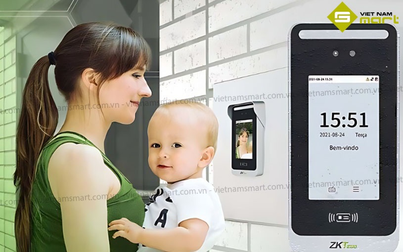 Máy chấm công khuôn mặt ZKTeco SpeedFace M4 SpeedFace M4 xác minh khuôn mặt nhanh chóng