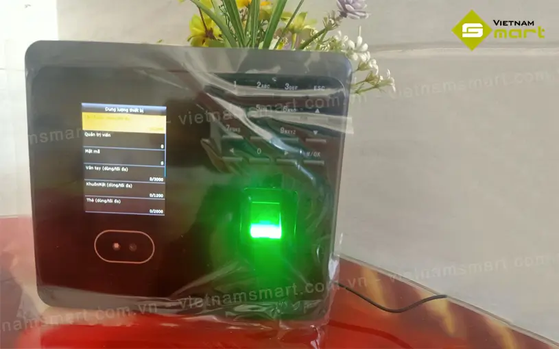 Giới thiệu về máy chấm công khuôn mặt ZKTeco MB300