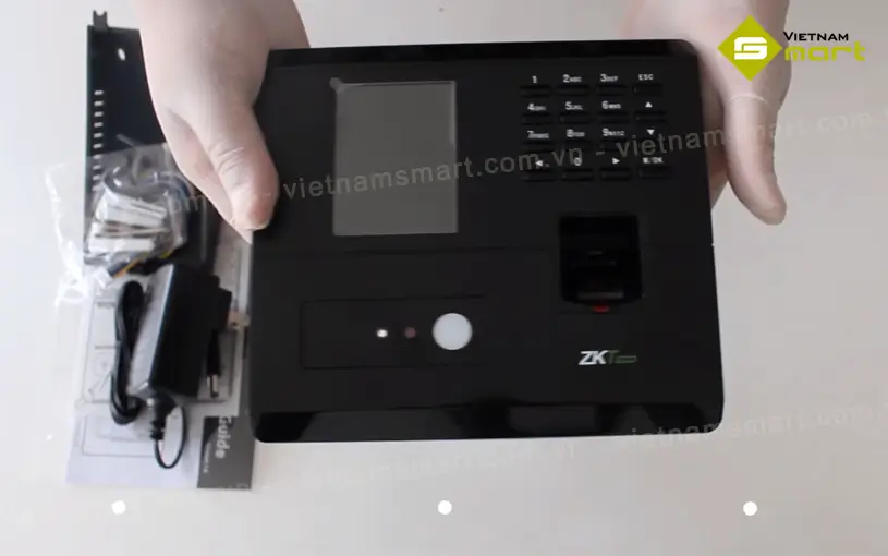 Máy chấm công ZKTeco MB10 nhỏ gọn