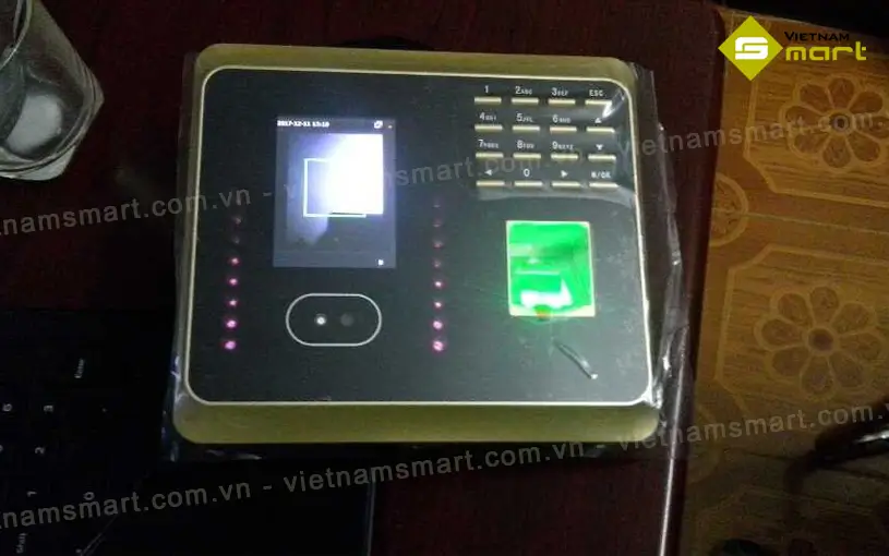 Máy chấm công khuôn mặt ZKTeco TF500F ZKTeco TF500F