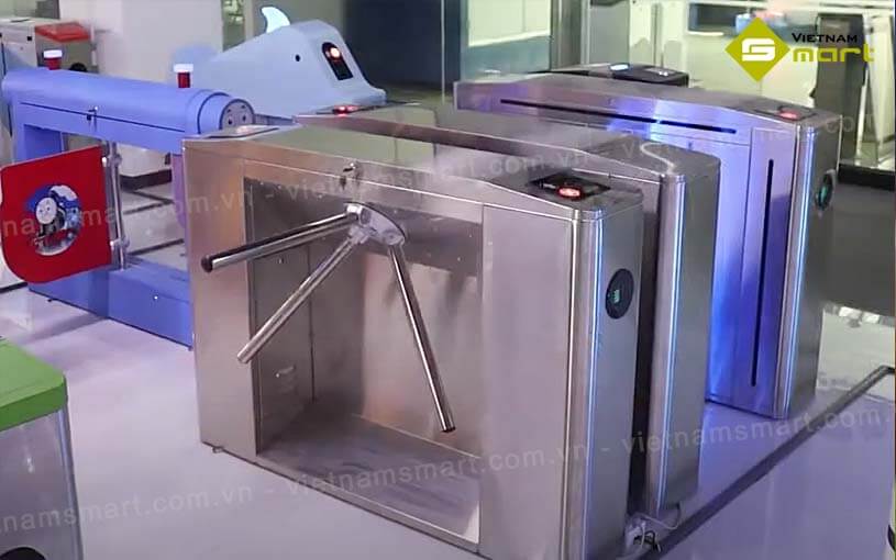 Cổng xoay 3 càng Turboo K149 Cổng xoay 3 chấu Turboo K149 chính hãng tại VietnamSmart