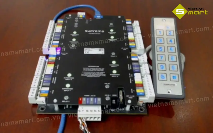 Bộ điều khiển kiểm soát cửa Suprema CoreStation CS-40 Suprema CoreStation CS-40
