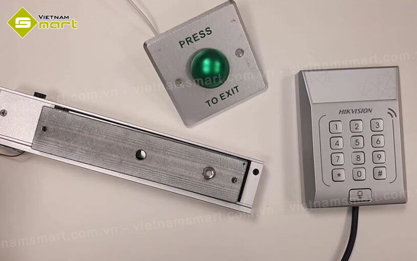 Thiết bị kiểm soát truy cập độc lập DS-K1T801E