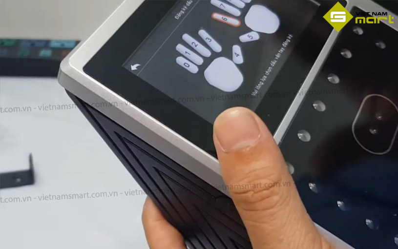 Máy chấm công khuôn mặt Gigata FA-113 FA113 Gigata hỗ trợ lấy dấu vân tay nhanh chóng