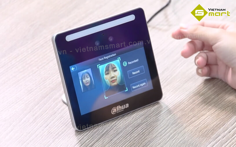 Máy chấm công khuôn mặt Dahua DHI-ASI3213G-MW Máy chấm công DHI-ASI3213G-MW hỗ trợ lấy dữ liệu nhanh chóng chính xác