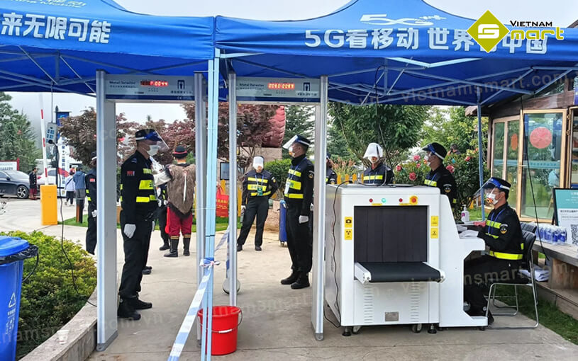 Cổng dò kim loại Safeway AT-300B Cổng dò kim loại Safeway AT-300B được ứng dụng để kiểm tra an ninh tại nơi ra/vào đông đúc