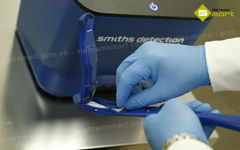 Máy dò chất nổ và ma túy IONSCAN 600 Test độ chính xác của máy dò chất nổ và ma túy IONSCAN 600