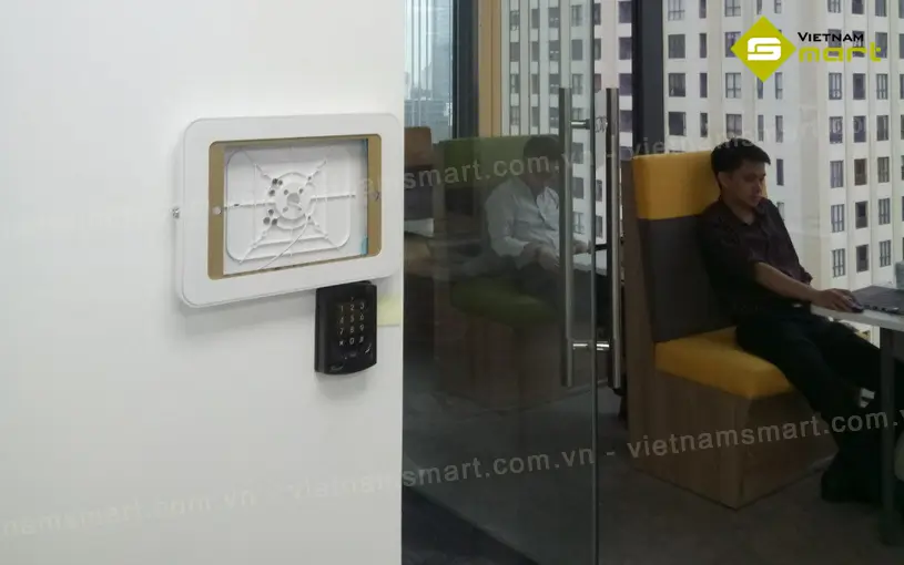 Đầu đọc thẻ kiểm soát cửa Soyal AR-725E Soyal AR-725E