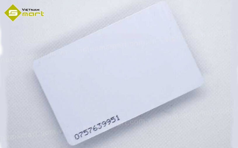 Thẻ UHF hai tần số ZKTeco DF01 Thẻ UHF hai tần số ZKTeco DF01