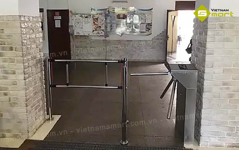 Cổng xoay 3 càng TS1000-PRO