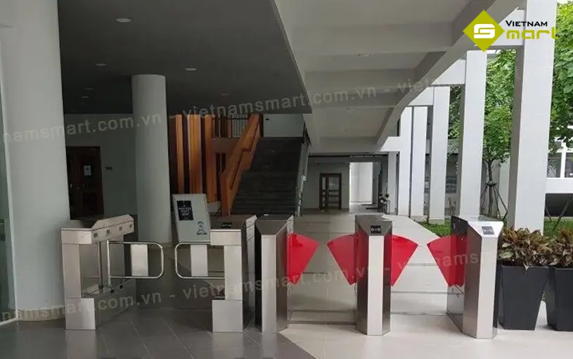 Hình ảnh thực tế của cổng Swing Barrier SBTL2022