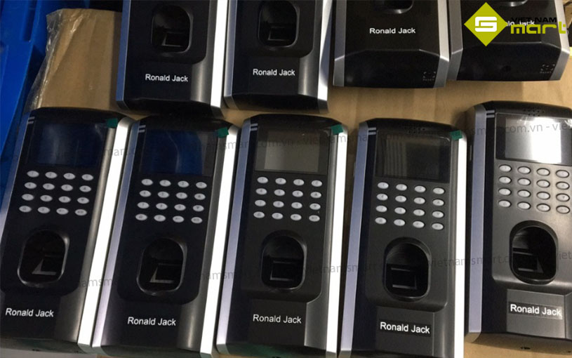 Máy chấm công vân tay Ronald Jack F7 Hình ảnh thực tế của máy chấm công Ronald Jack F7