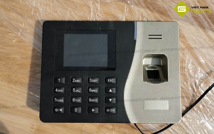 Hình ảnh thực tế của model chấm công RJ3400