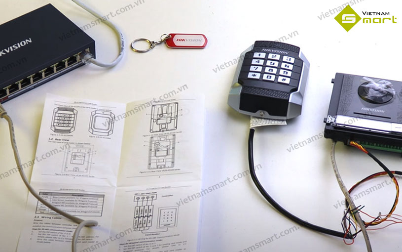 Đầu đọc thẻ Hikvision DS-K1104MK Hình ảnh kết nối chạy thử đầu đọc thẻ Hikvision DS-K1104MK