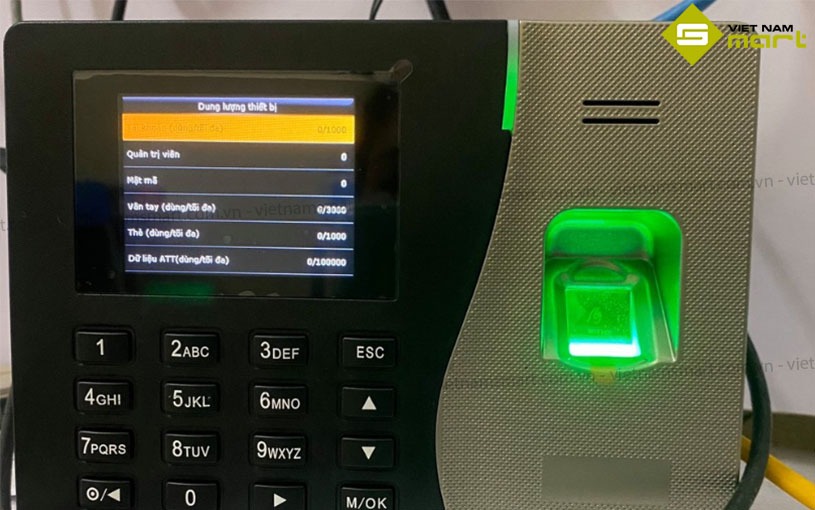 Máy chấm công vân tay Ronald Jack RJ3030 Màn hình model RJ3030 sắc nét