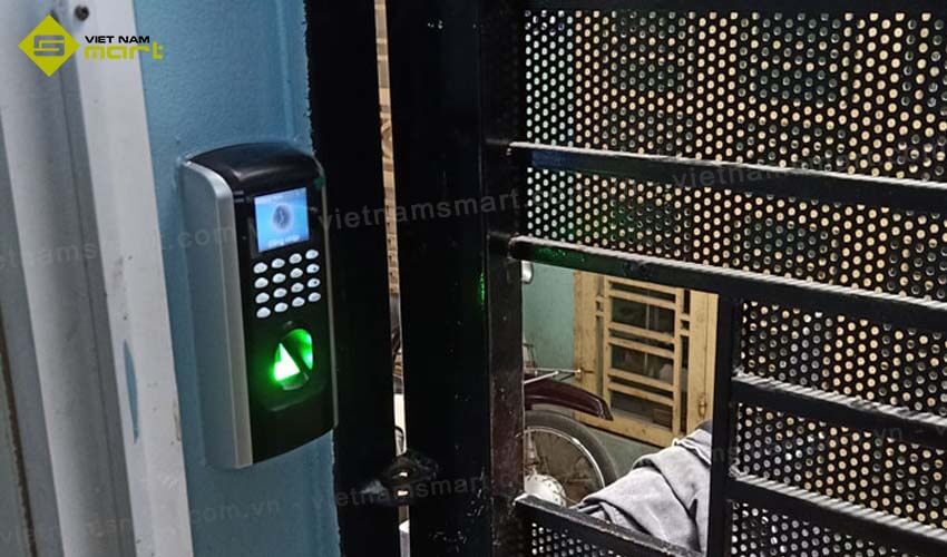 Sản phẩm tích hợp kiểm soát cửa ra vào