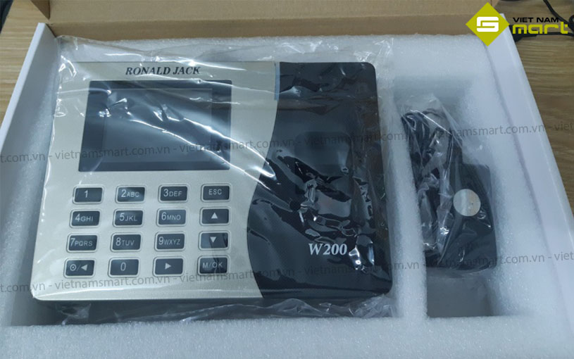 Mở hộp máy chấm công dấu vân tay RJ W200