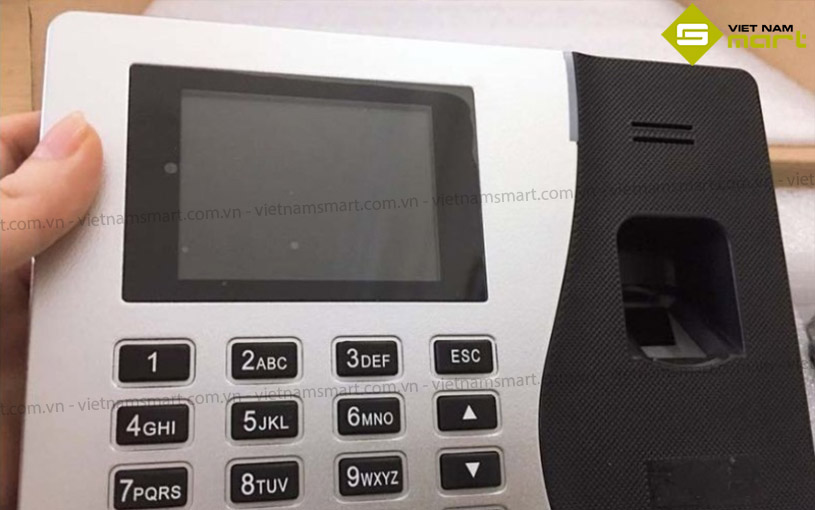 Máy chấm công vân tay Ronald Jack ST300 Model RJ300 có thiết kế nhỏ gọn dễ lắp đặt