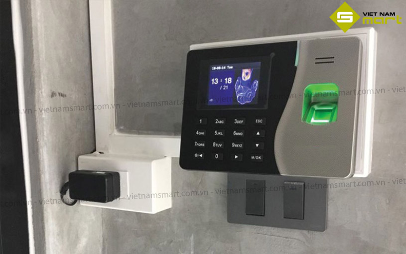 Ứng dụng máy chấm công RJ 2200 trong thực tế