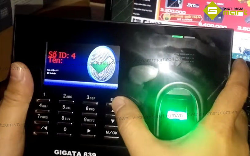 Máy chấm công vân tay Gigata 839 Xác minh vân tay thành công trên thiết bị Gigata839