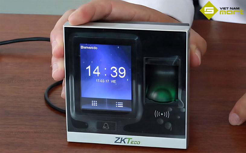 Máy chấm công vân tay ZKTeco SF400ID ZKTeco SF400ID có thiết kế nhỏ gọn chỉ bằng lòng bàn tay