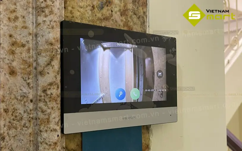 Hình ảnh thực tế của sản phẩm màn hình chuông cửa DS-KH6320-TE1