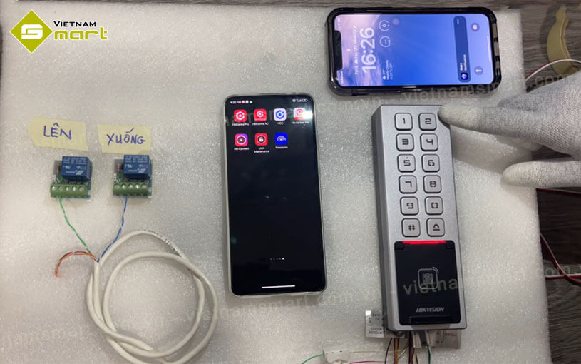 Ứng dụng mở khóa quyền truy cập DS-K1T805MBFWX qua ứng dụng trên điện thoại