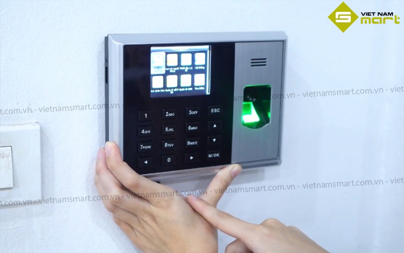 Ronald Jack 3000-Pro nhỏ gọn, dễ dàng treo tường