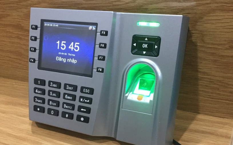 Máy chấm công vân tay Ronald Jack iClock 260 Thiết kế model iClock 260 nhỏ gọn và hiện đại