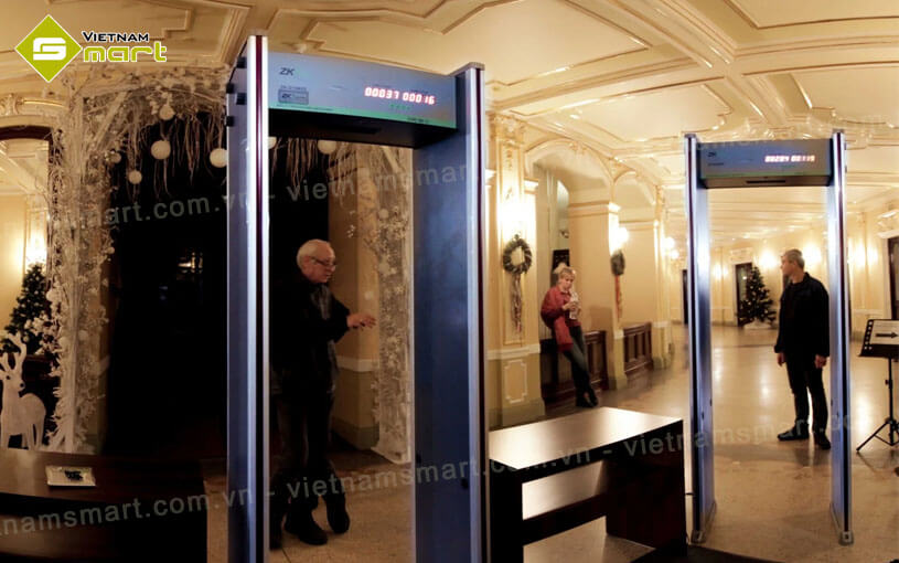 Ngôn ngữ thiết kế đẹp mắt mới lạ trên mẫu cổng dò ZK-D1065S