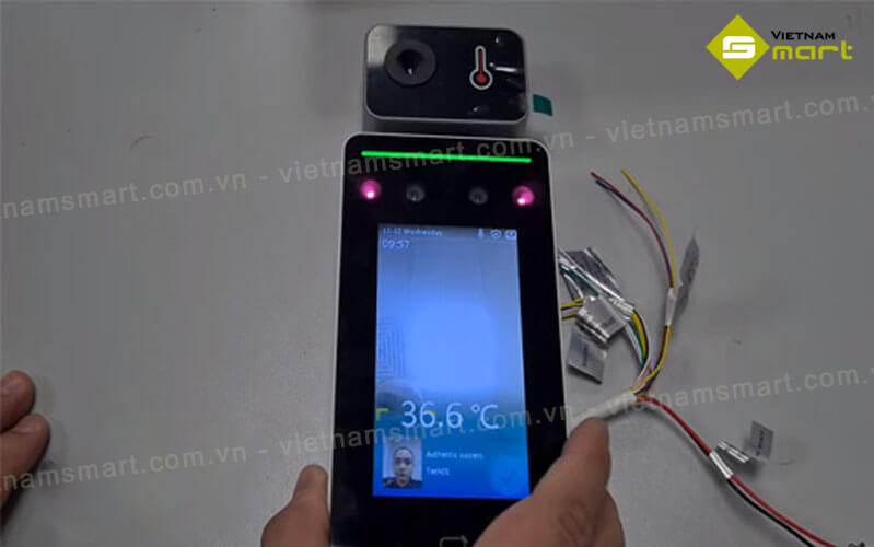 Máy chấm công khuôn mặt đo thân nhiệt Hikvision DS-K1T341BMWI-T