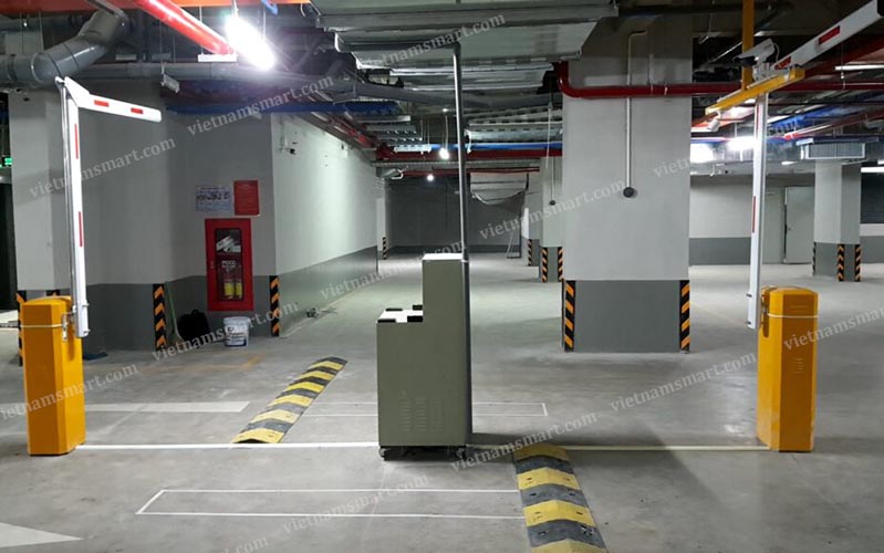 Mẫu thanh chắn cần gập tại bãi đỗ xe