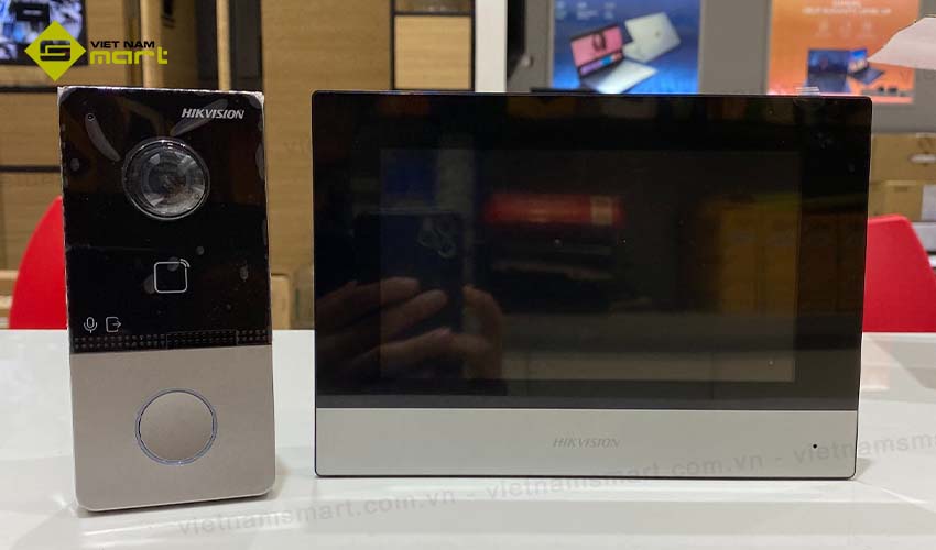 Trọn bộ Kit chuông cửa màn hình Hikvision DS-KIS603-P